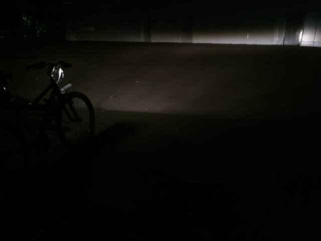 bicycle-headlight-02.jpg